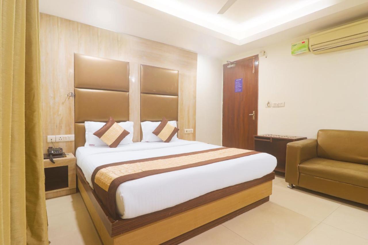 ניו דלהי Hotel Sizzling Starr מראה חיצוני תמונה