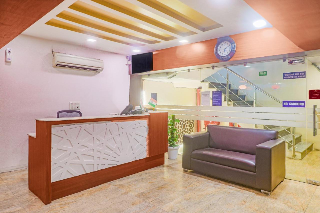 ניו דלהי Hotel Sizzling Starr מראה חיצוני תמונה